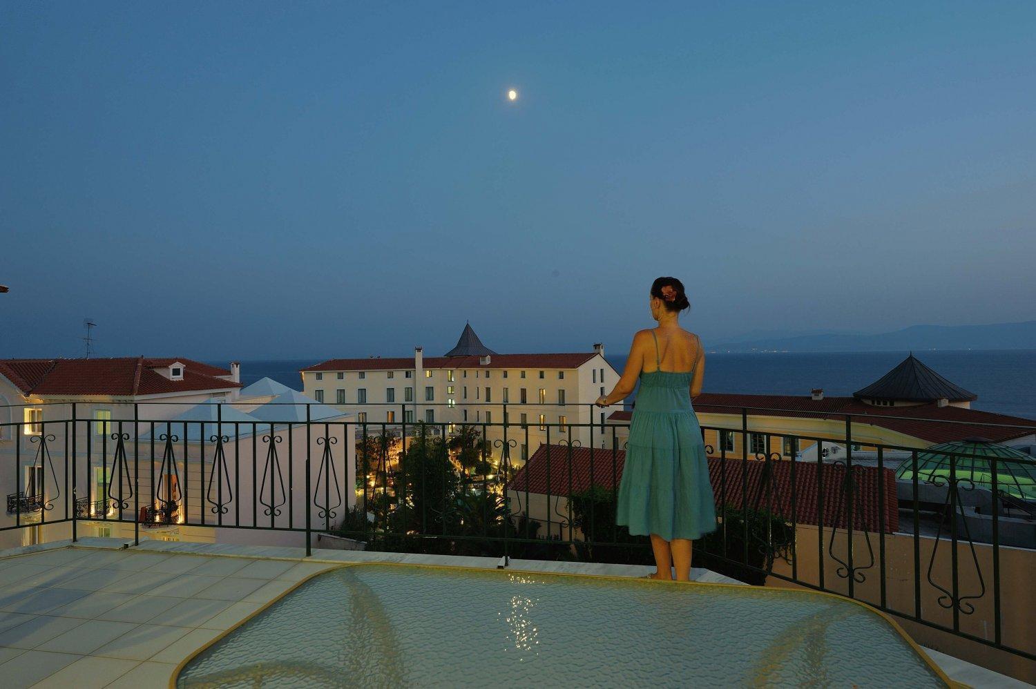 Kentrikon Hotel & Spa ルトラ・エディプソス エクステリア 写真