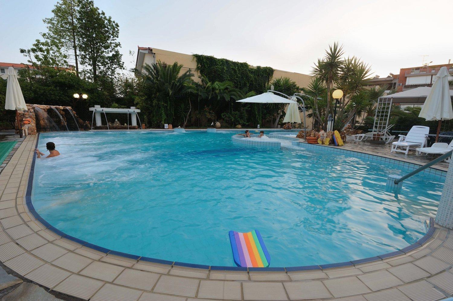 Kentrikon Hotel & Spa ルトラ・エディプソス エクステリア 写真