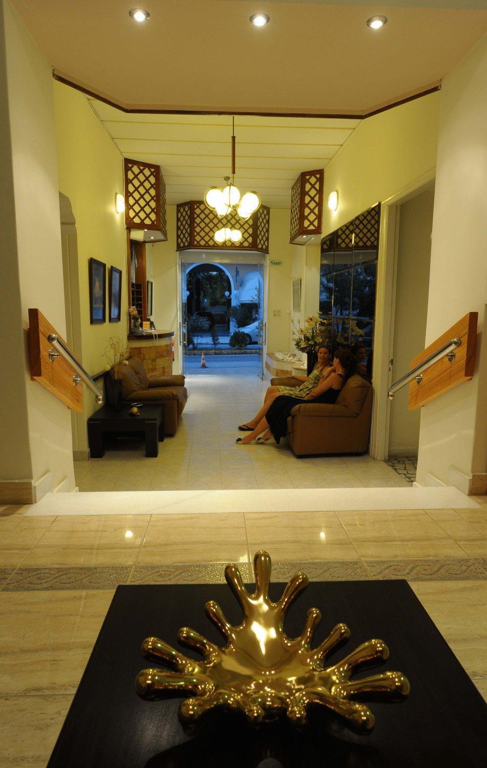 Kentrikon Hotel & Spa ルトラ・エディプソス エクステリア 写真
